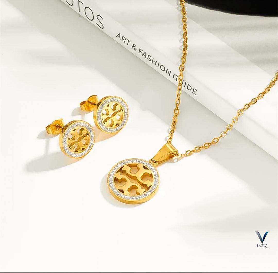 Pendant and earrings with Tory Burch iconic design - NATASHAHS