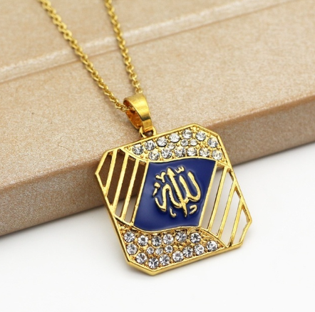 Collier Femme Pendentif Forme Rune Arabe Islamique Musulman Pendentif Incrusté de Cristal Rune Religieuse Amulette Accessoire Bijoux