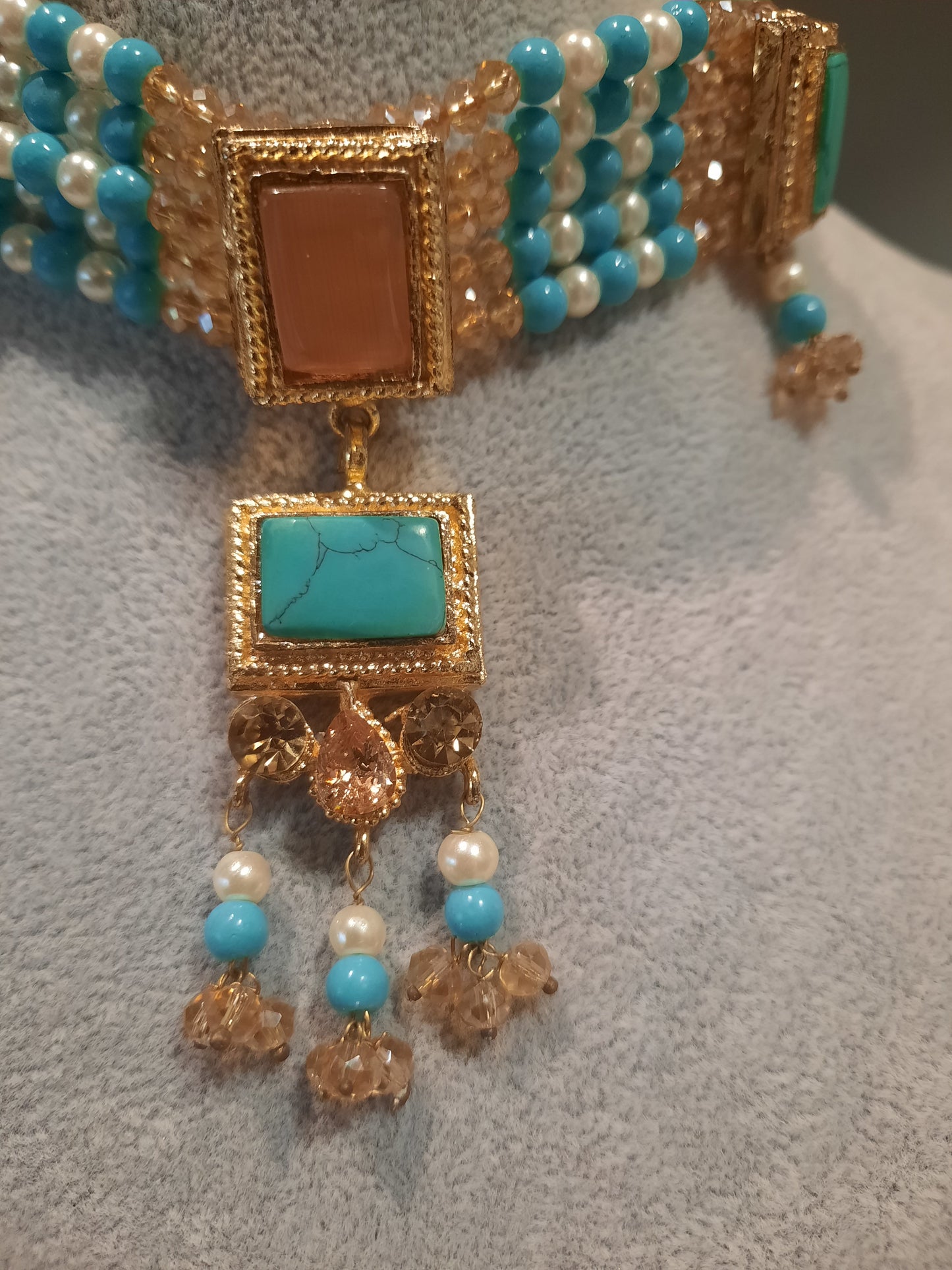 Natashah's Necklace set in Guluband style - NATASHAHS