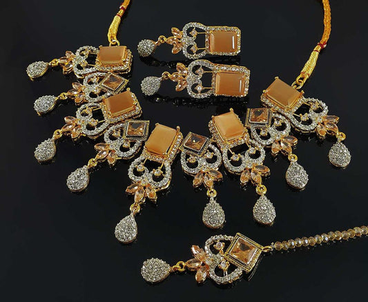 HOW TO TAKE CARE OF YOUR JEWELRY