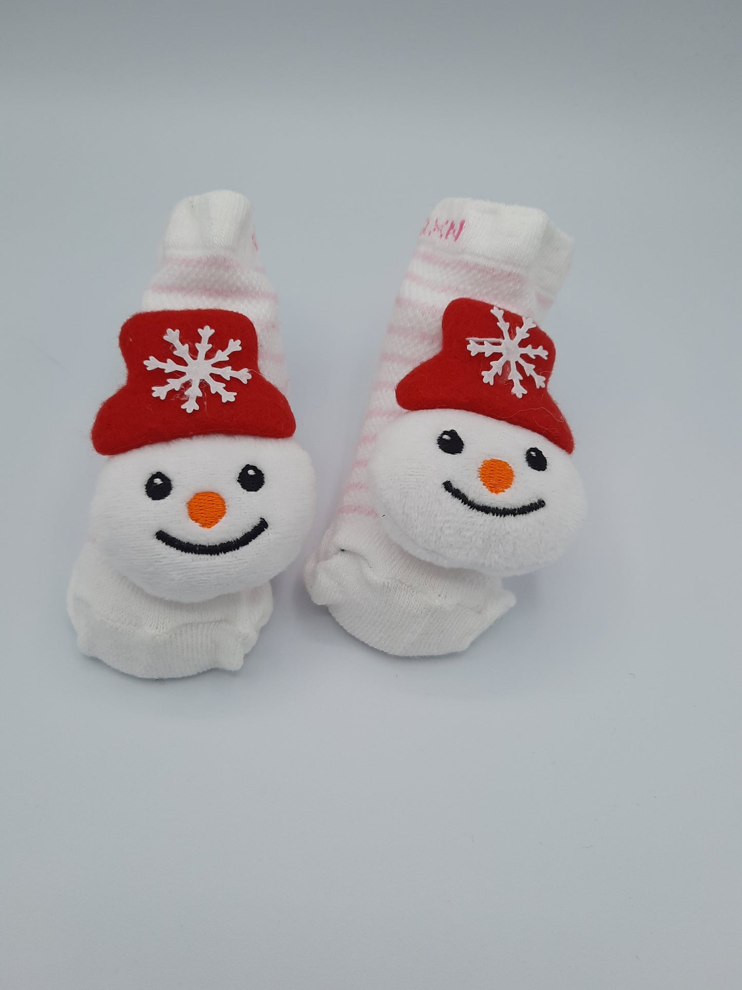 جوارب أطفال حديثي الولادة من القطيفة غير قابلة للانزلاق مصنوعة من القطن على شكل دمية كرتونية جوارب أطفال عصرية للأطفال الصغار من البنات والأولاد أحذية ناعمة لطيفة ملابس أطفال