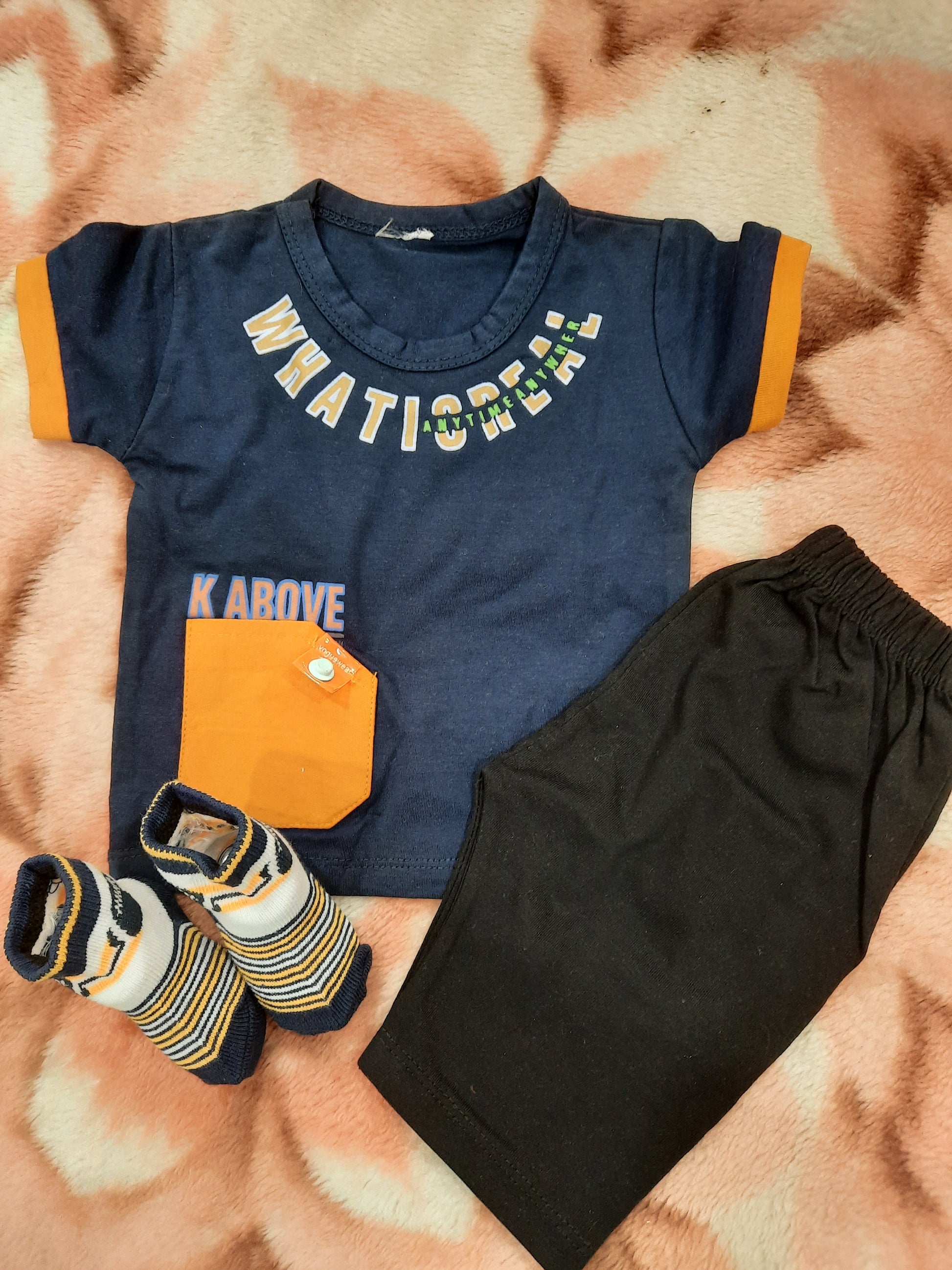 Baby clothing gift sets ideal for baby showers and new born baby occasions - SET E - NATASHAHS