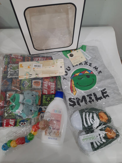 Baby clothing gift sets ideal for baby showers and new born baby occasions - SET D