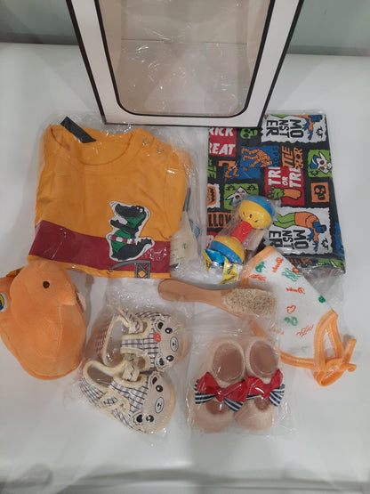 Baby clothing gift sets ideal for baby showers and new born baby occasions - SET B