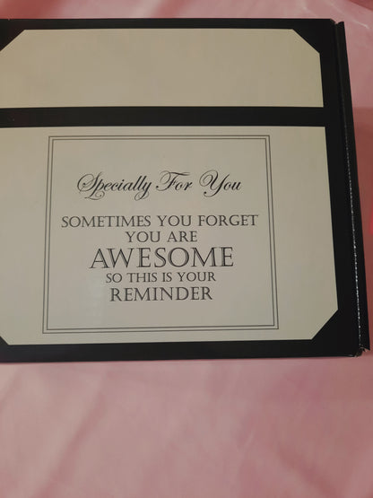 Bath set as a gift set with printed box dedicated to awesome person