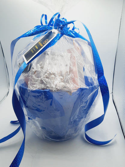 Gift basket with personal care make up items