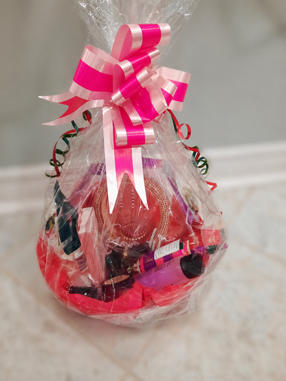 Gift basket for a gorgeous lady with all makeup essentials taht a girl needs