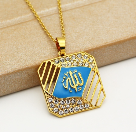 Arab Islamic Muslim Rune Shape Pendant Necklace Women's Necklace Crystal Inlaid Pendant Religious Rune Amulet Accessory Jewelry