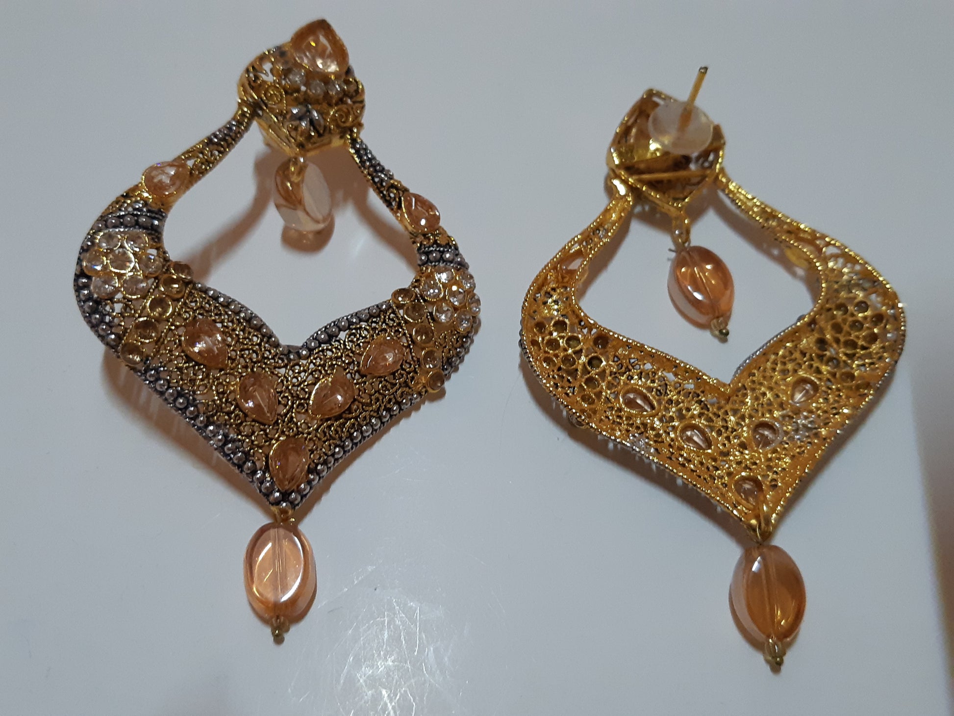 Golden stones Spade Style Earrings with Gold-plated Base - NATASHAHS