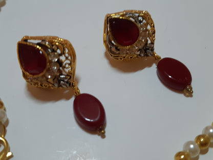 Green Golden Base Pendant Set - NATASHAHS