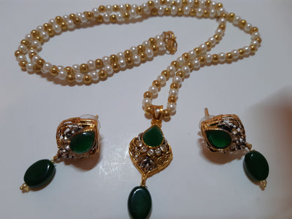 Green Golden Base Pendant Set - NATASHAHS