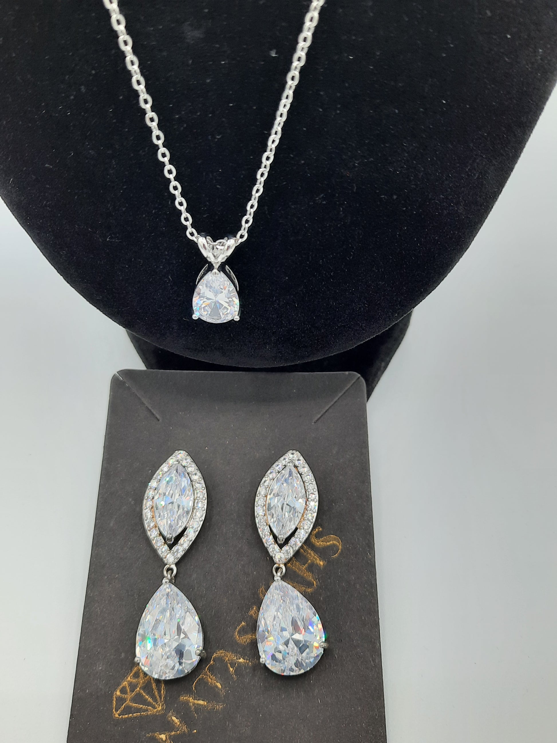 Crystal Eye Gem earrings with necklace - NATASHAHS