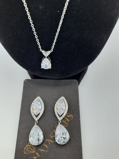 Crystal Eye Gem earrings with necklace - NATASHAHS