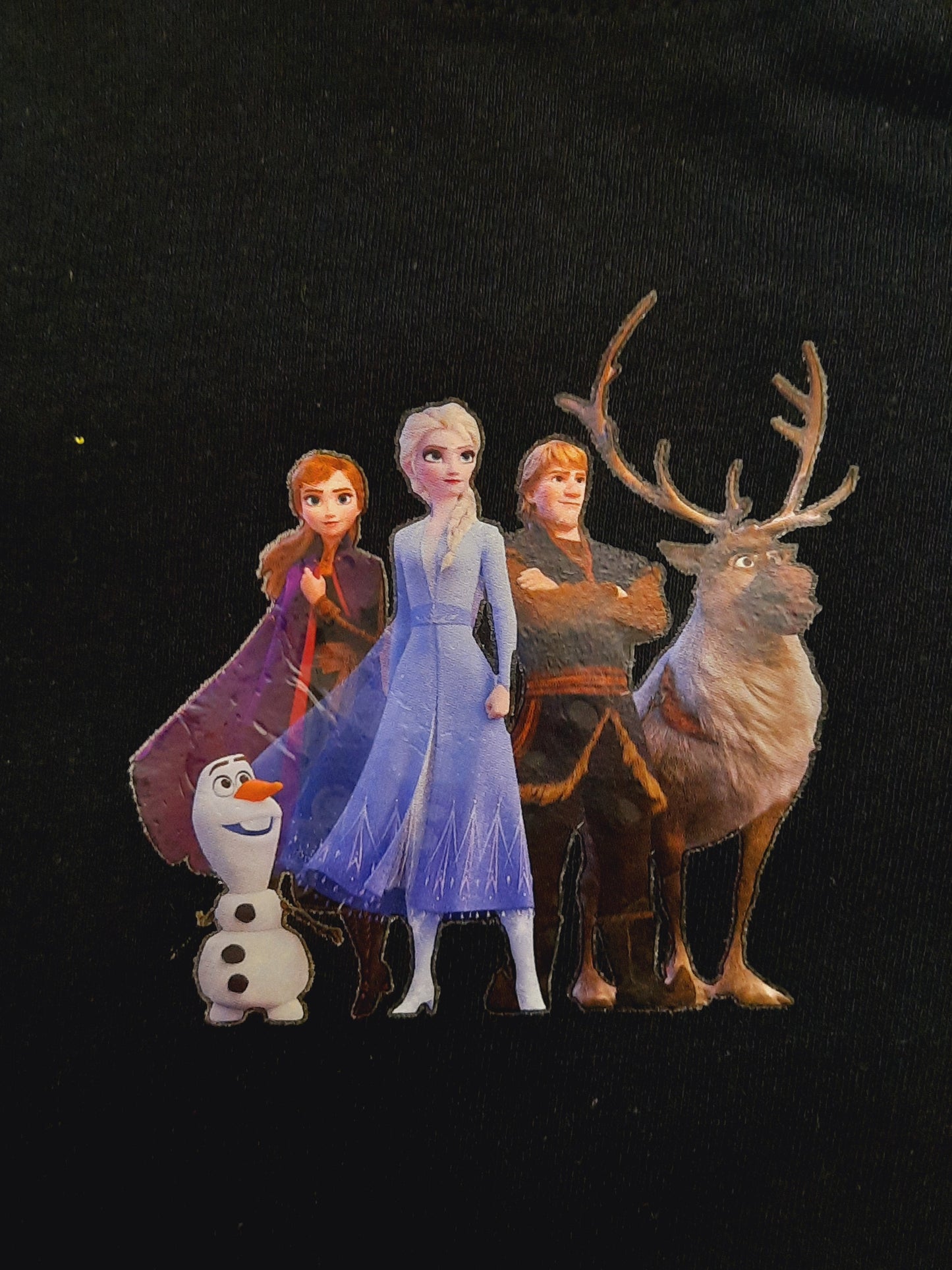 تيشرتات مطبوعة بمقاس متوسط ​​للشباب