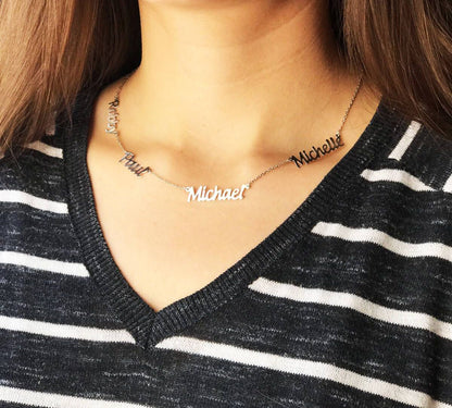 4 Inscriptions Multiple Name Necklace in 18k gold plating - NATASHAHS