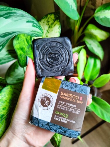 صابون تبييض أفريقيا نيجيريا المصنوع يدويًا لتفتيح خط البكيني الداكن صابون التنظيف بالفحم الخيزراني لإزالة البهتان والعناية بالبشرة 