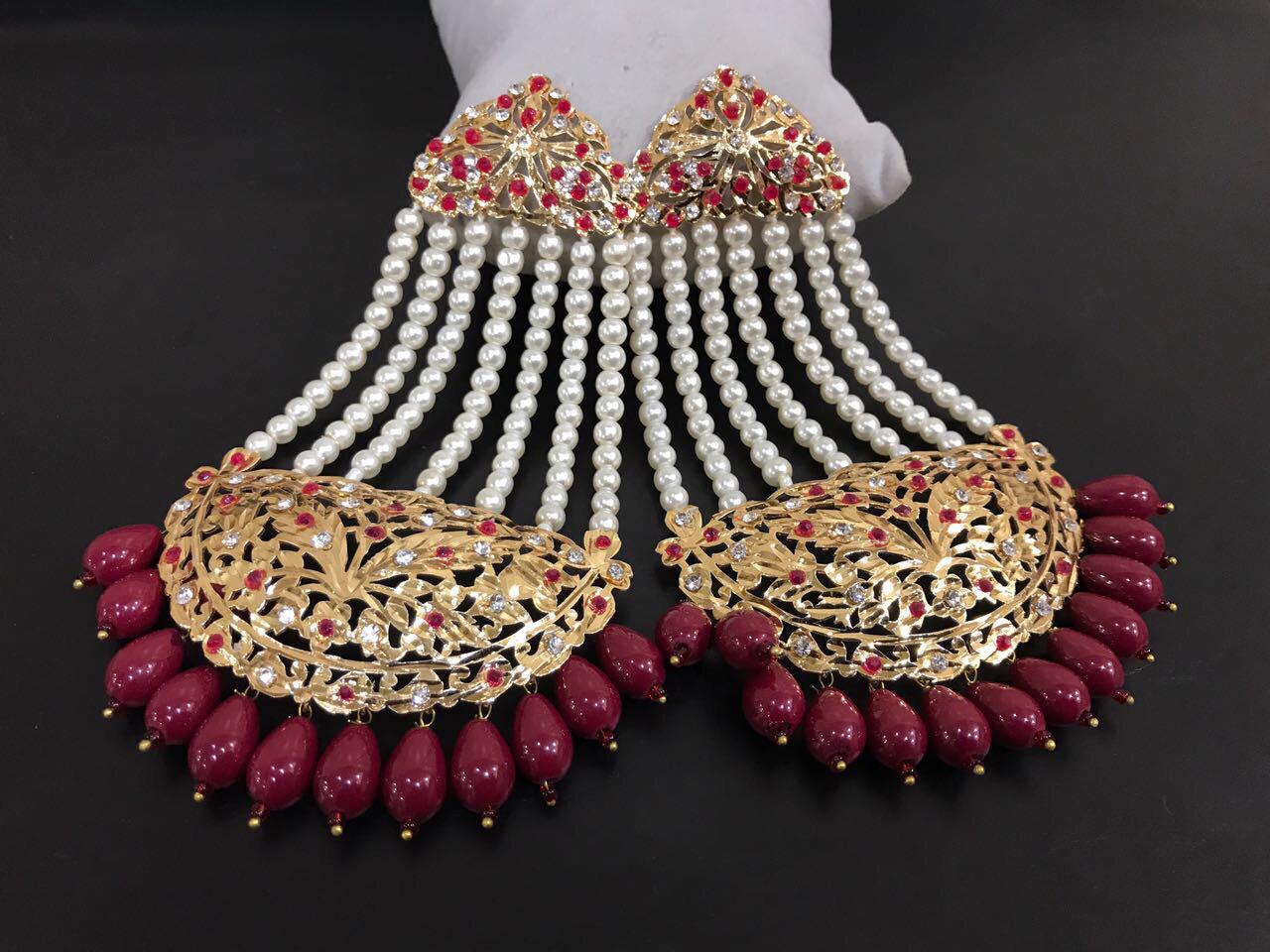 GREEN STONES GOLD-BASED EARRINGS - NATASHAHS