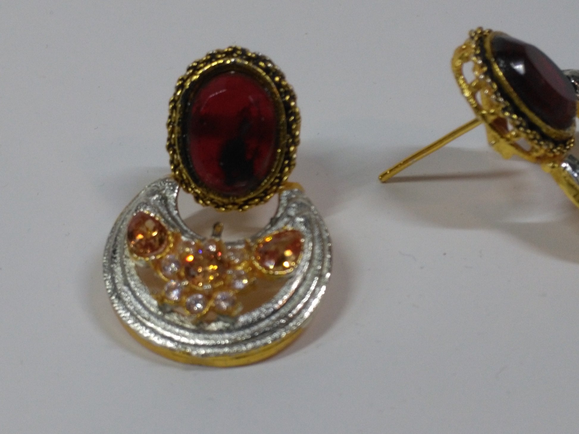 Red Half moon curve earrings - NATASHAHS