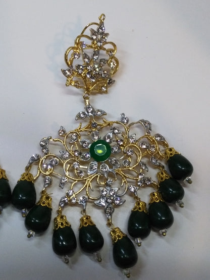 GREEN ROYAL STYLE EARRINGS FOR ROYAL PEOPLE - NATASHAHS