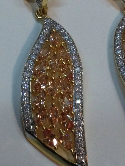 Wing-shaped earrings with champagne semi-precious stones - NATASHAHS